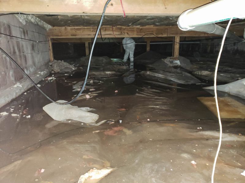 Encapsulated Crawlspace with Vented Openings